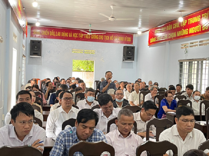 doan dai bieu  HĐNDtinh tiep xuc cu tri tai thi tran 2